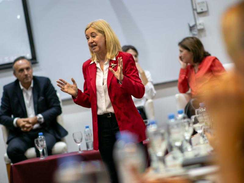 María Alegre. Co-Directora de la Certificación NextBoard. Directora de las Licenciaturas en Negocios Digitales y Analítica de Negocios de UCEMA.